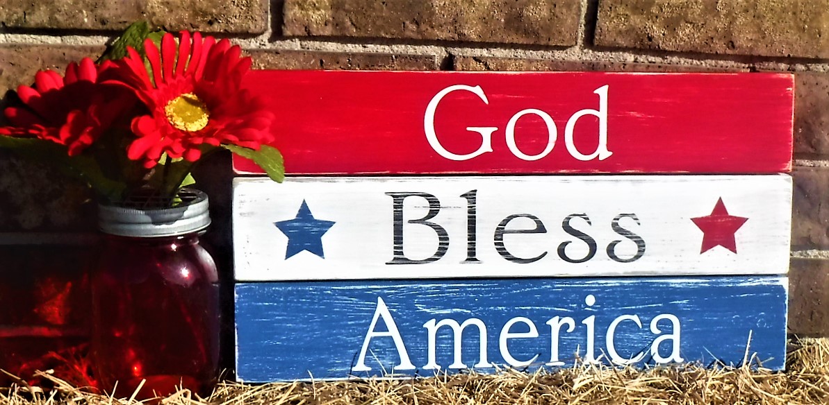 God Bless America Pallet Sign – Southern Cuddlebugs